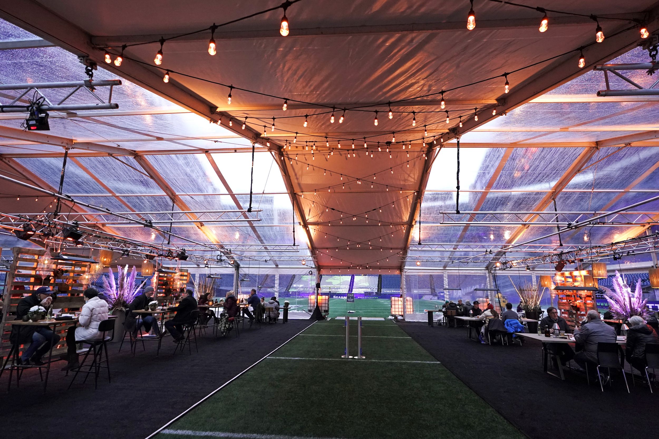 Seattle ups its outdoor dining game, Seahawks-style