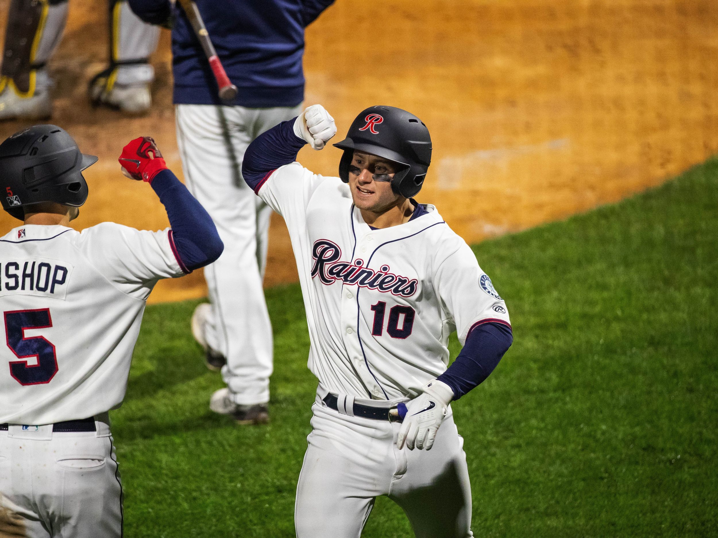 Jarred Kelenic homers twice at Cheney Stadium in Rainiers' return. When  will he do it at T-Mobile Park?