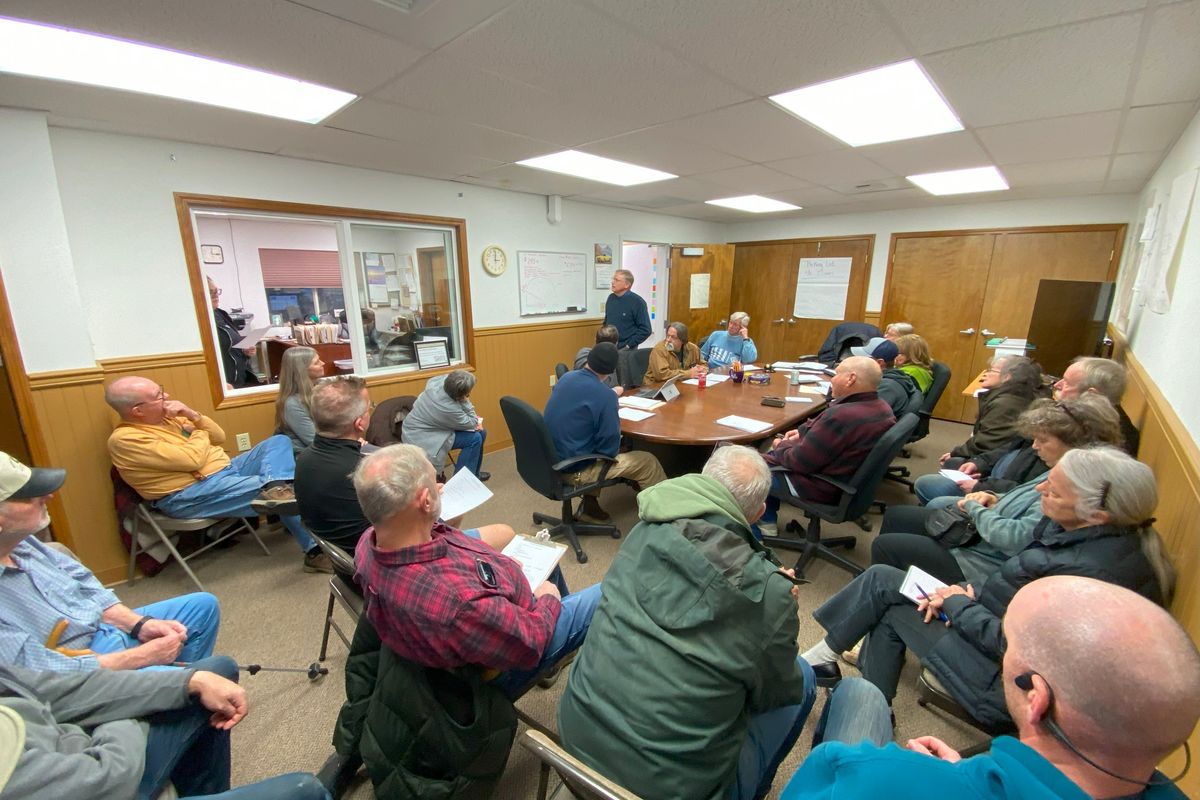 A crowd joins the Moab Irrigation District board meeting to discuss rate hikes Tuesday, Dec. 3, 2024.  (James Hanlon/The Spokesman-Review)