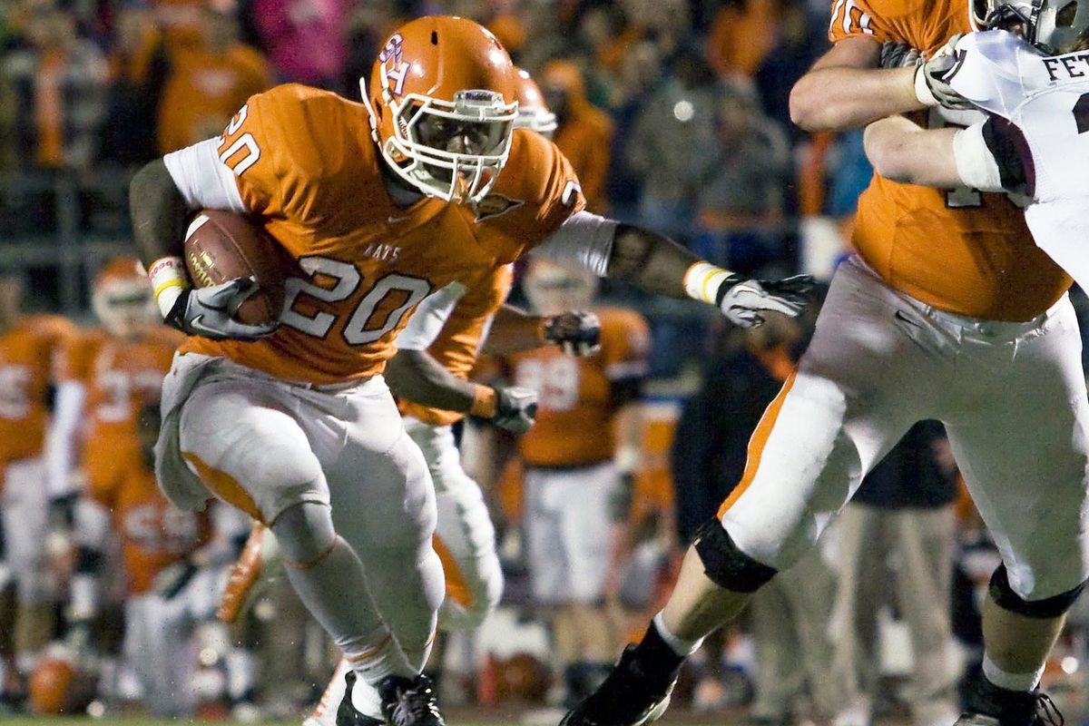 Bearkats RB Tim Flanders has rushed for 4,720 yards, 59 TDs in career at Sam Houston State. (Associated Press)