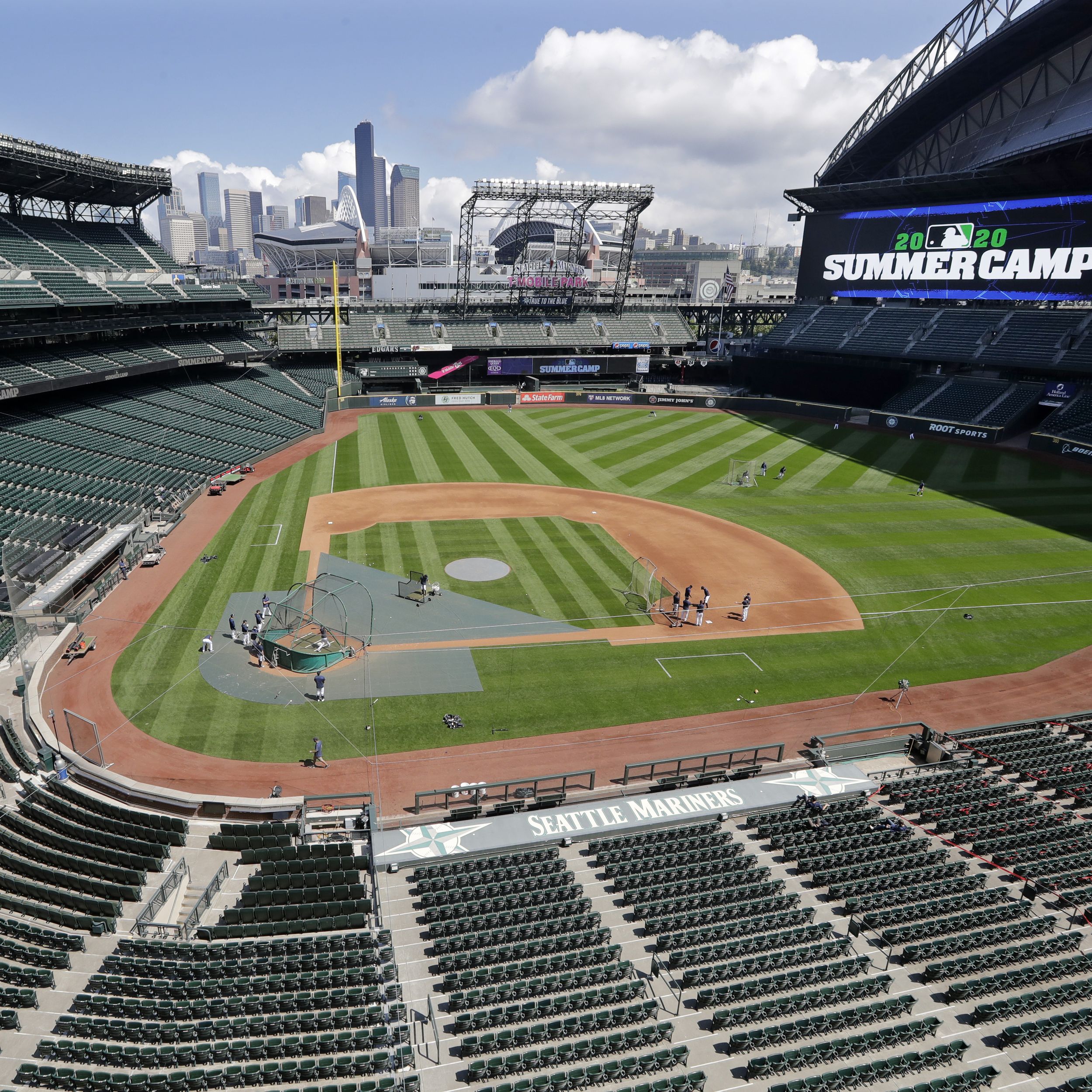 Jerry Dipoto Show: Mariners' plans for spring training, rotation, fans at  park - Seattle Sports