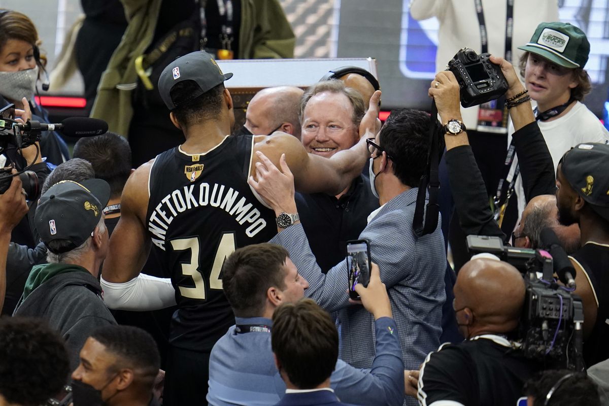 Bucks' 50-year wait ends with a title behind 50 from Giannis - The Columbian