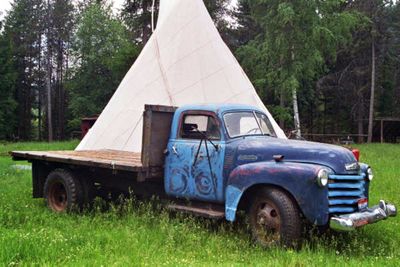 The 1951 Chevrolet pickup that Bret and Lori Skinner of Naples, Idaho, say belonged to Randy Weaver is for sale on eBay. Courtesy of Bret and Lori Skinner (Courtesy of Bret and Lori Skinner / The Spokesman-Review)