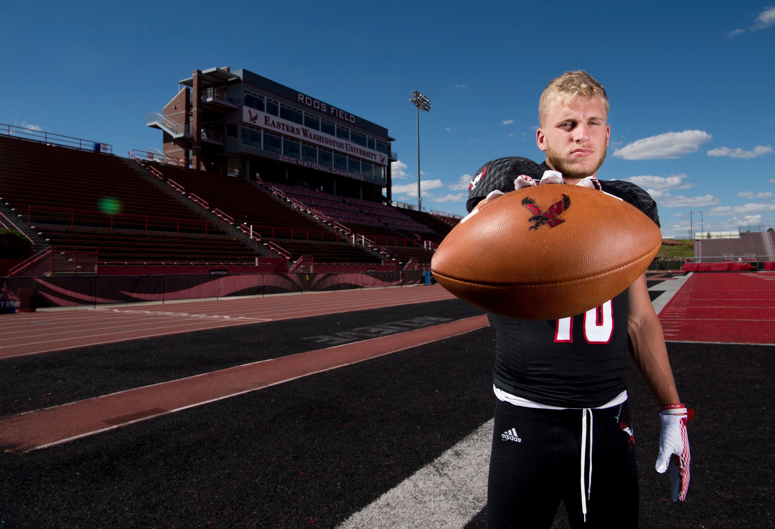 Mr. Business, that's what he was': Young Cooper Kupp didn't take Yakima by  storm, but his perseverance was legendary, Eastern Washington University