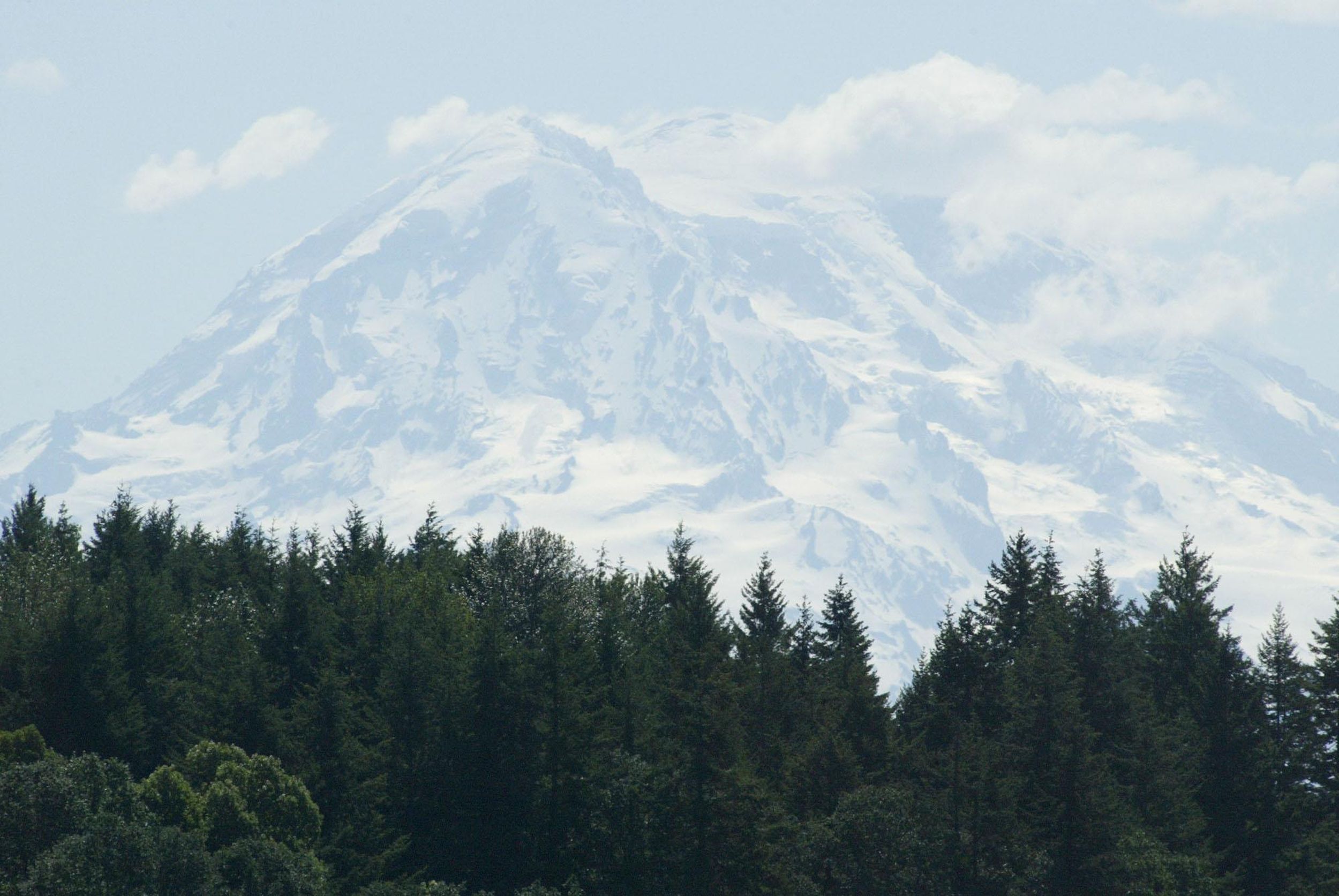 Overdue hiker, 76, found dead in Mount Rainier National Park The SpokesmanReview