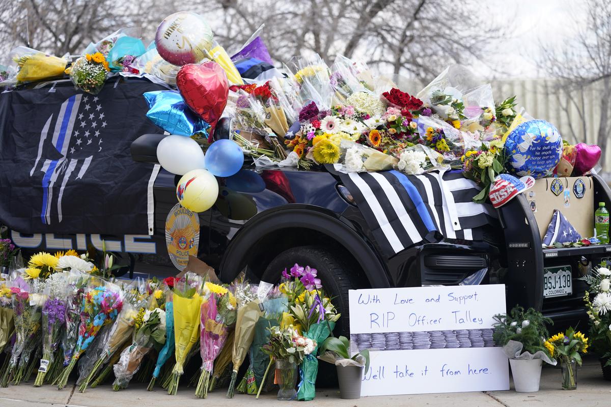 Colorado shooting suspect makes his 1st court appearance | The ...