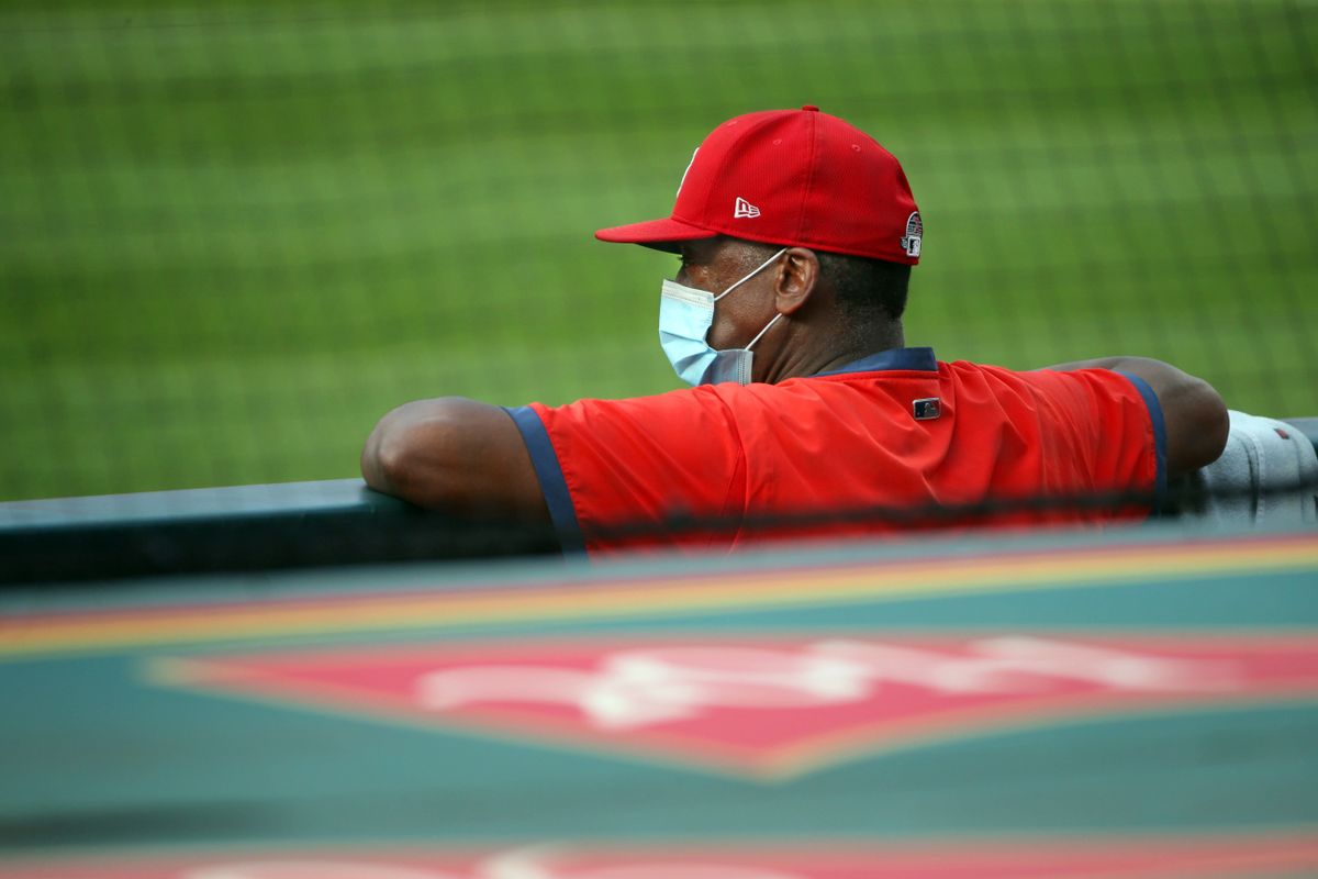 Cardinals Coach Willie McGee Opts Out Of Season; St. Louis Gets 6 ...