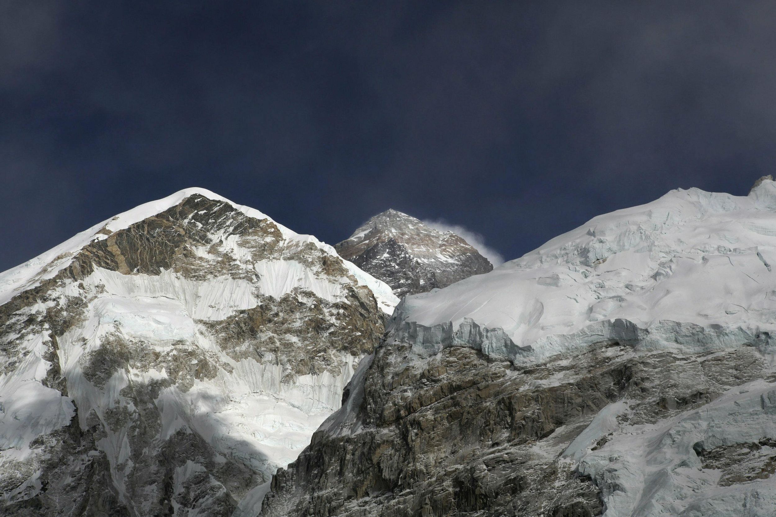 Utah climber, four others die on Mount Everest | The Spokesman-Review