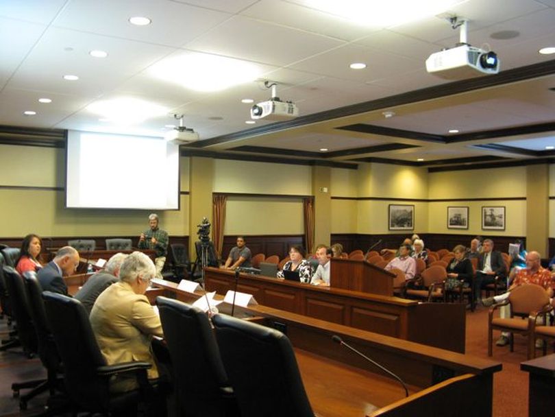 Governor's Housing Committee meets Tuesday in the state Capitol (Betsy Russell)
