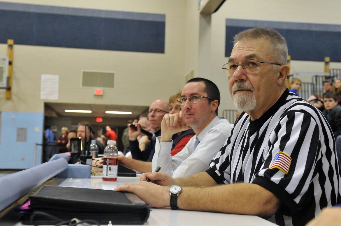 Basketball scorekeeper honored The SpokesmanReview