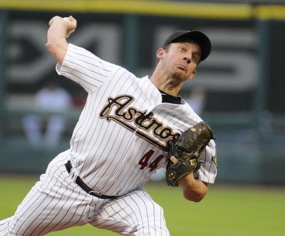 Roy Oswalt has the lowest run support in the N.L. (Associated Press)
