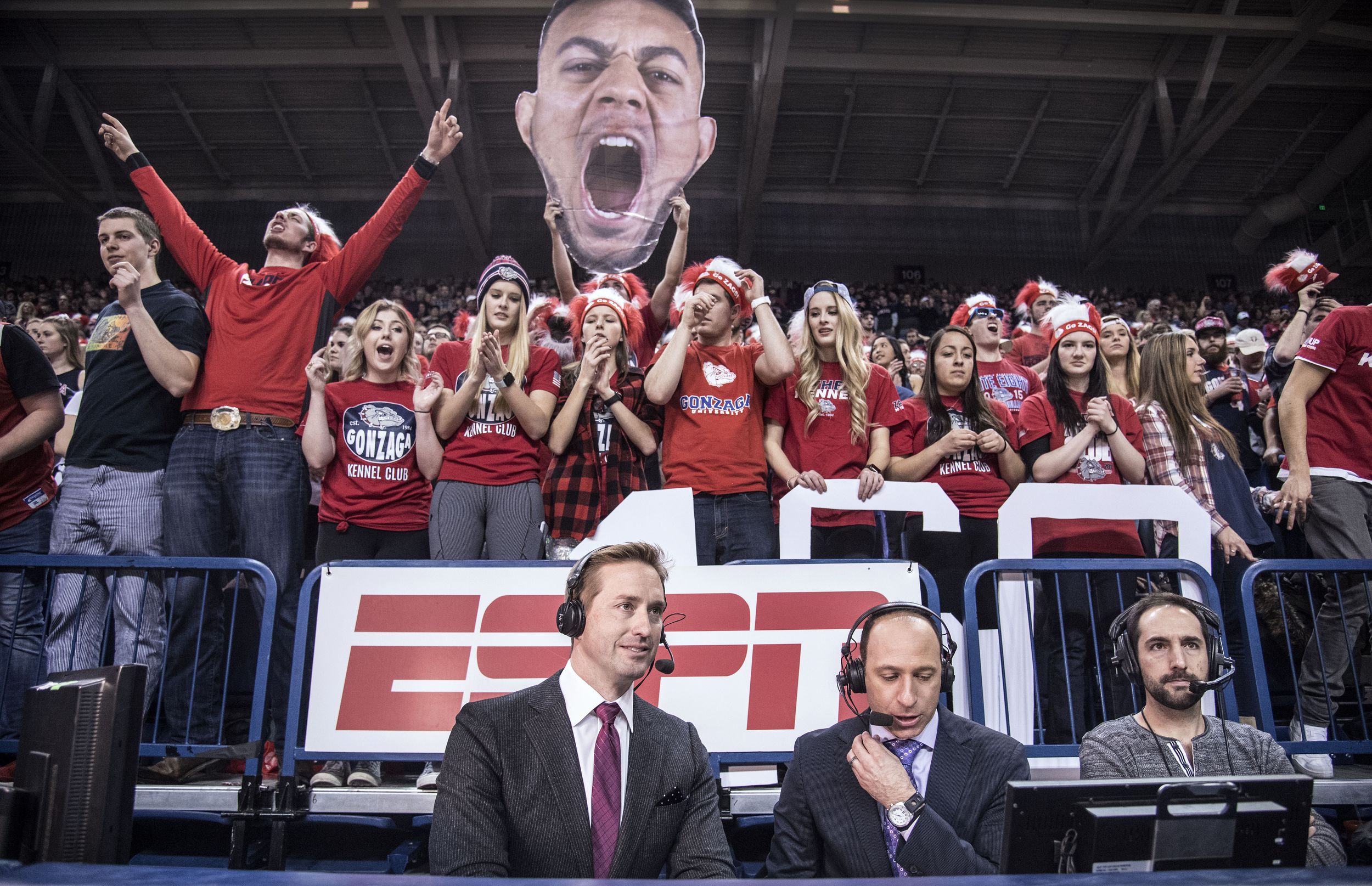 West Coast Conference extends ESPN deal, will air basketball games on