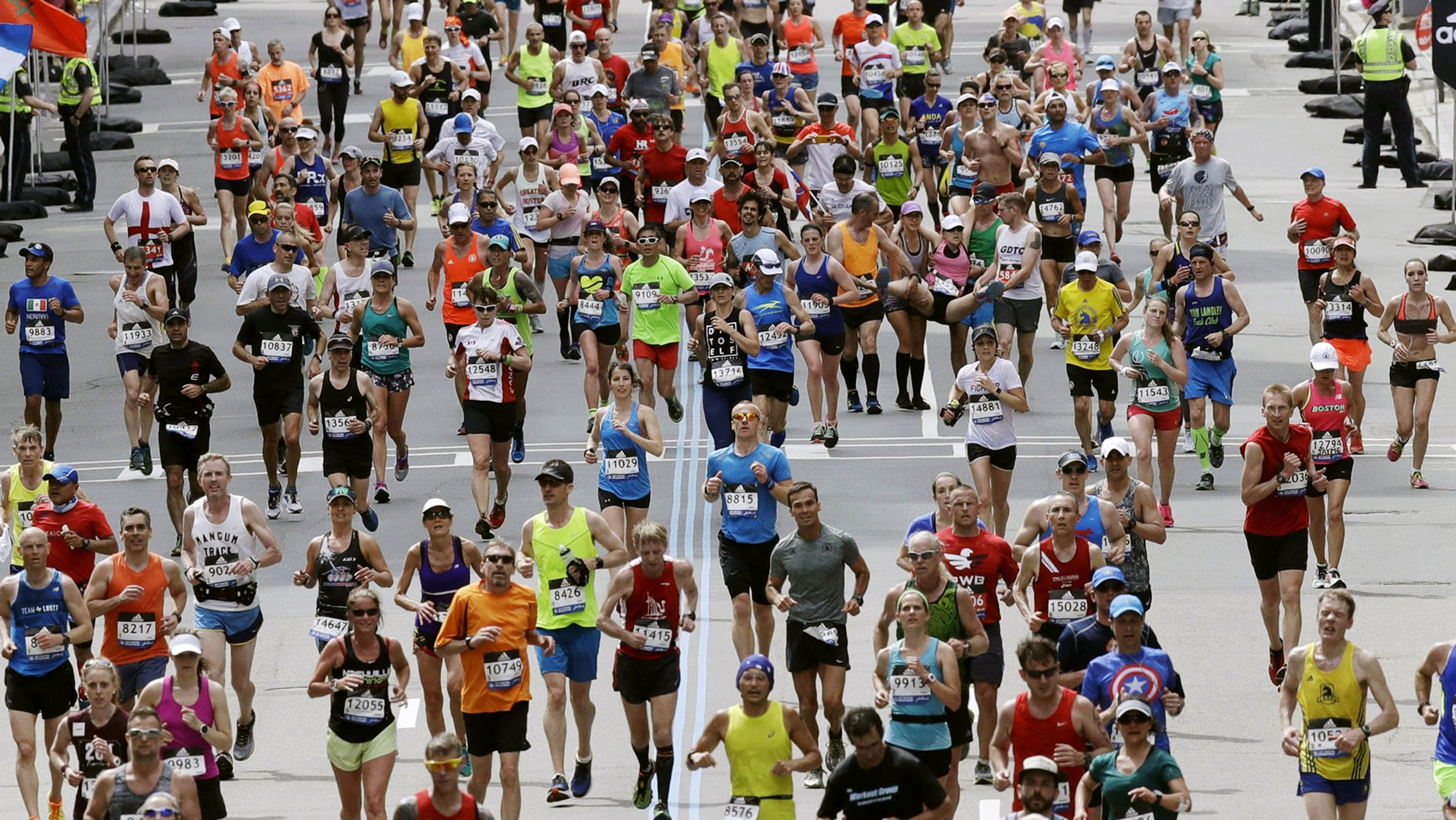 Boston Marathon plan to hand out 70,000 medals roils runners The
