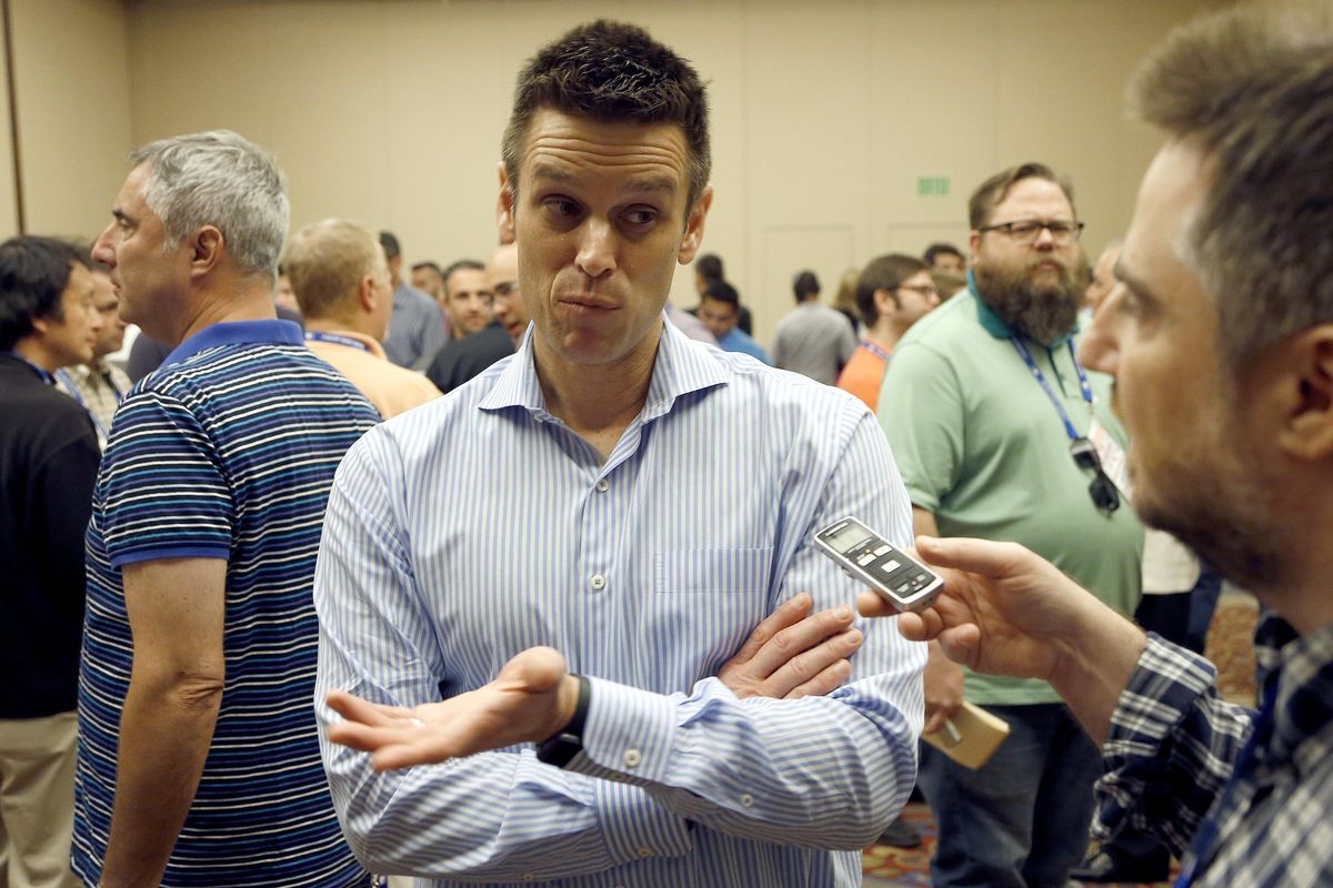 In this Nov. 9, 2016, file photo, Seattle Mariners general manager Jerry Dipoto talks to the media during baseball’s annual general managers meeting in Scottsdale, Ariz. (Ross D. Franklin / AP)