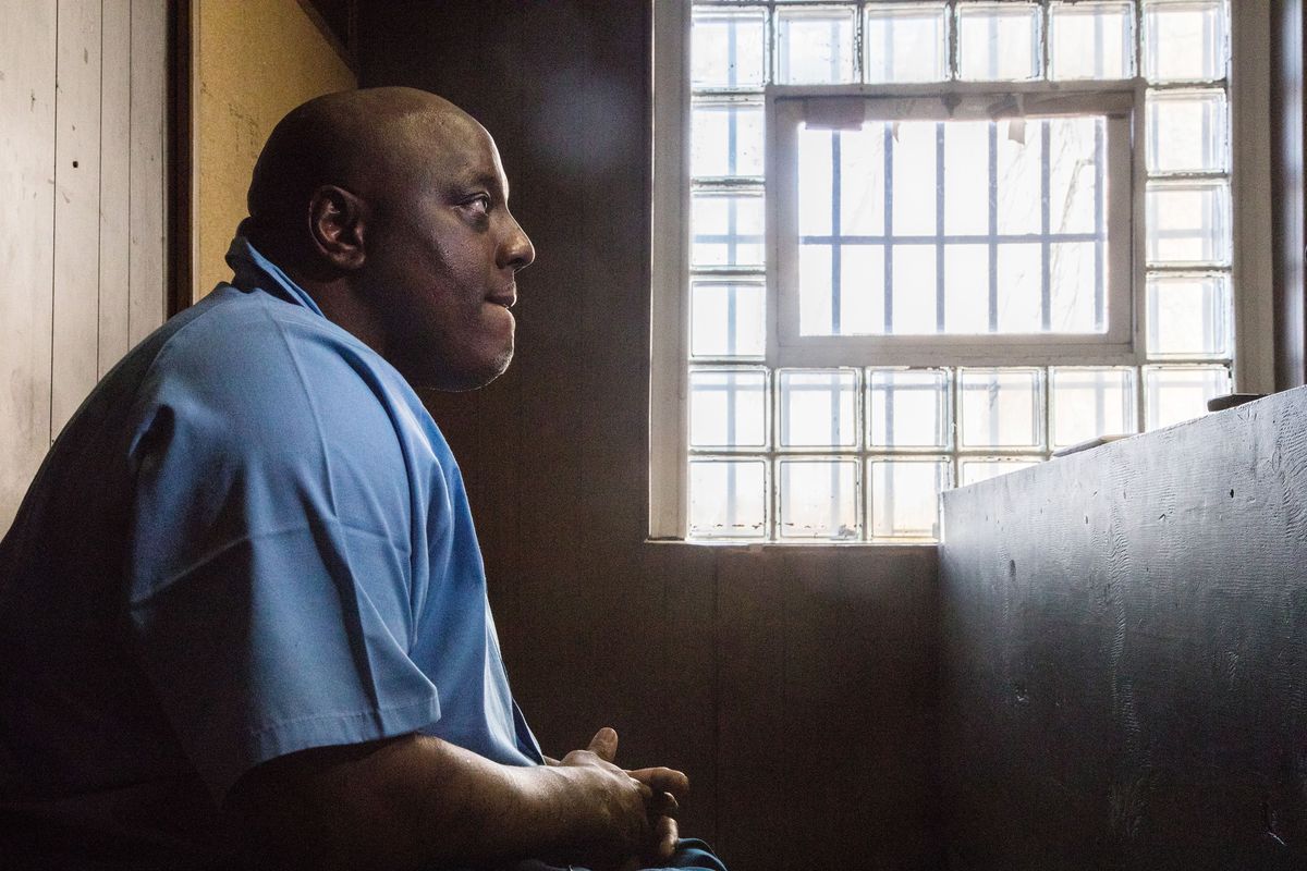 Antonio Porter during an interview at Stateville Correctional Center in Crest Hill, Ill., on Feb. 27, 2018. (Zbigniew Bzdak/Chicago Tribune/TNS)