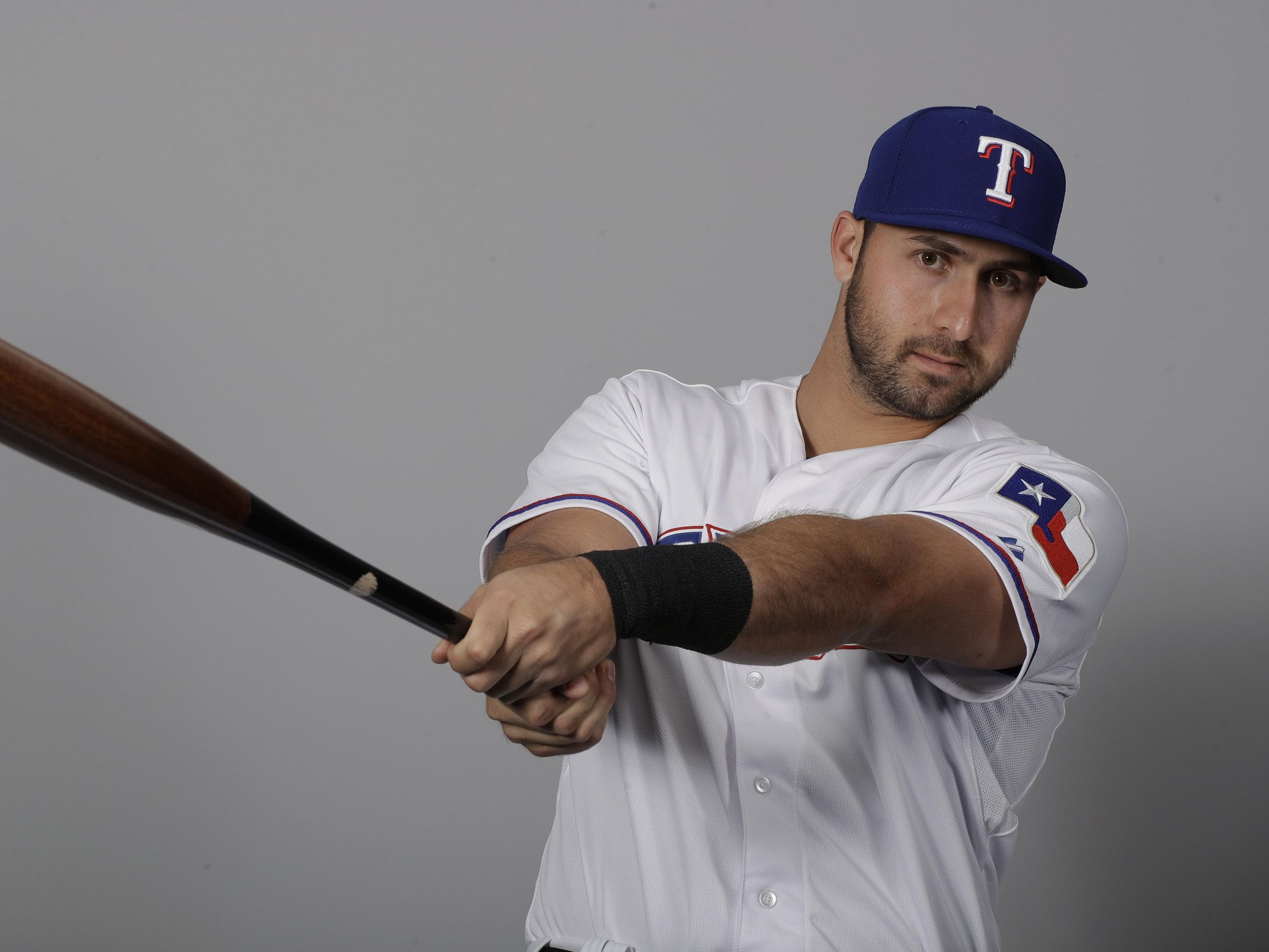 Does Joey Gallo's beard play a factor in his performance ?👀🧔‍♂️ @Ben