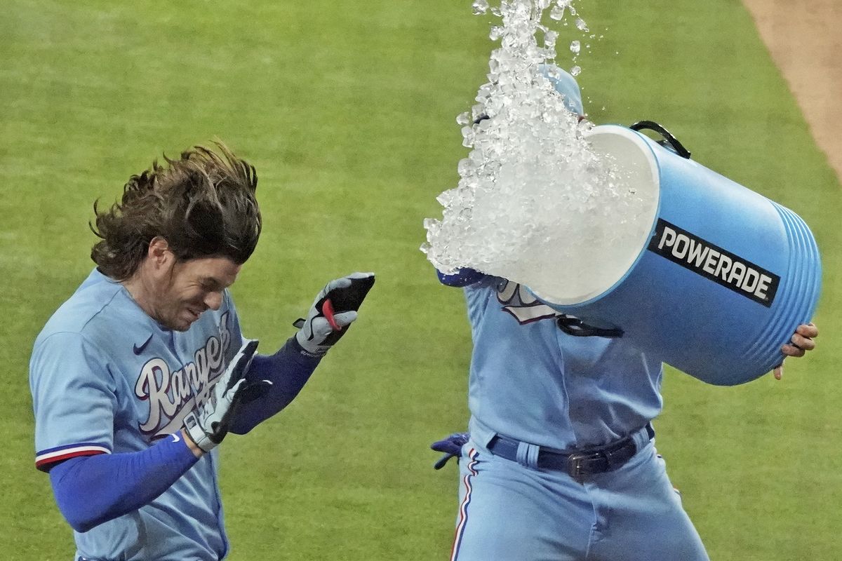 Play of the Day: Jonah Heim Hits 3-Run HR As The Rangers Win Their