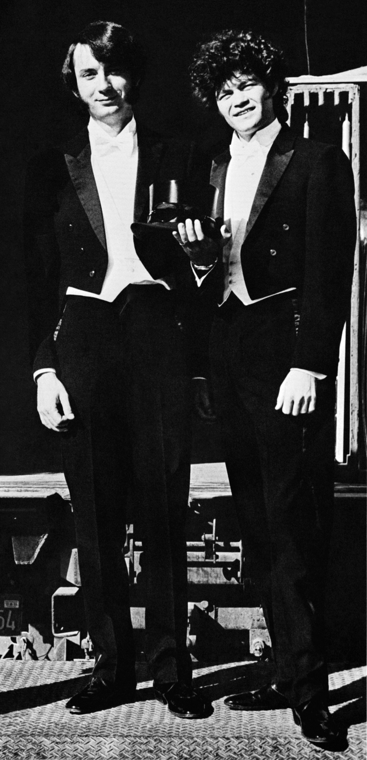 Michael Nesmith and Mickey Dolenz of the Monkees.  (Beatland Tours)