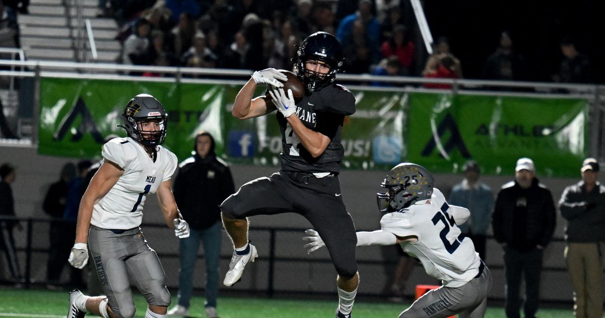 Bode Gardner scores twice early, Mt. Spokane defense stifles Mead in "Battle of the Bell" 2010