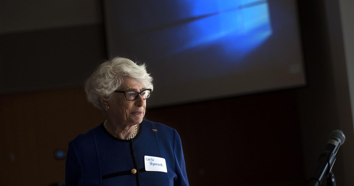 Holocaust freedom fighter Carla Peperzak preaches empathy at Gonzaga ...