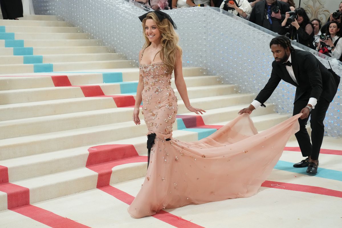 The Met Gala's Shallow Tribute To Karl Lagerfeld