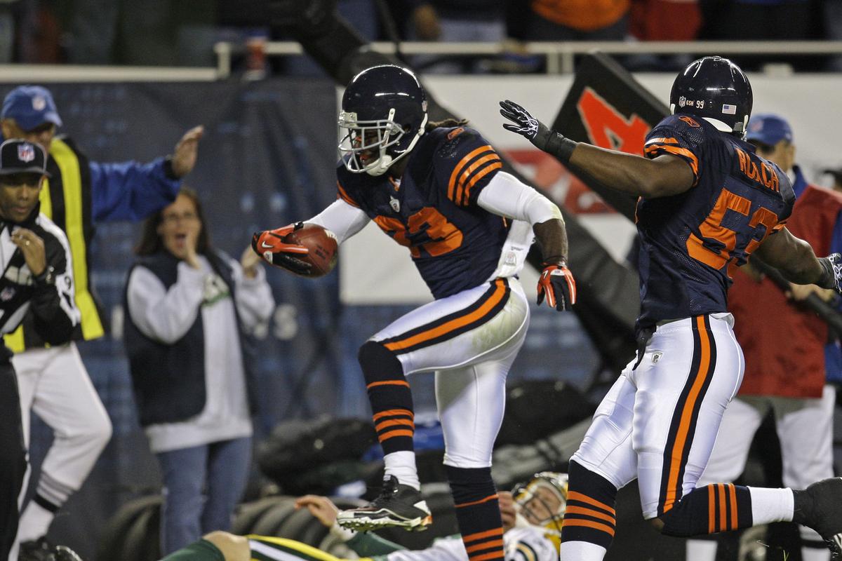 Devin Hester’s 62-yard punt return for a touchdown in the fourth quarter was instrumental in Chicago’s win. (Associated Press)