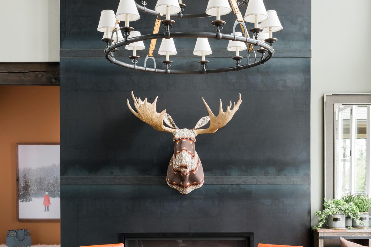 A moose head created by Chase Halland is featured in HGTV’s 2019 Dream Home in Whitefish, Mont. (Rustic White Photography / Robert Peterson)