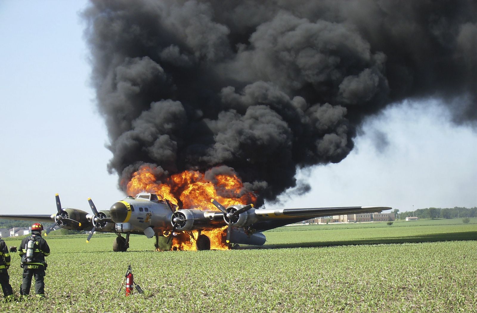 b17 bomber crash