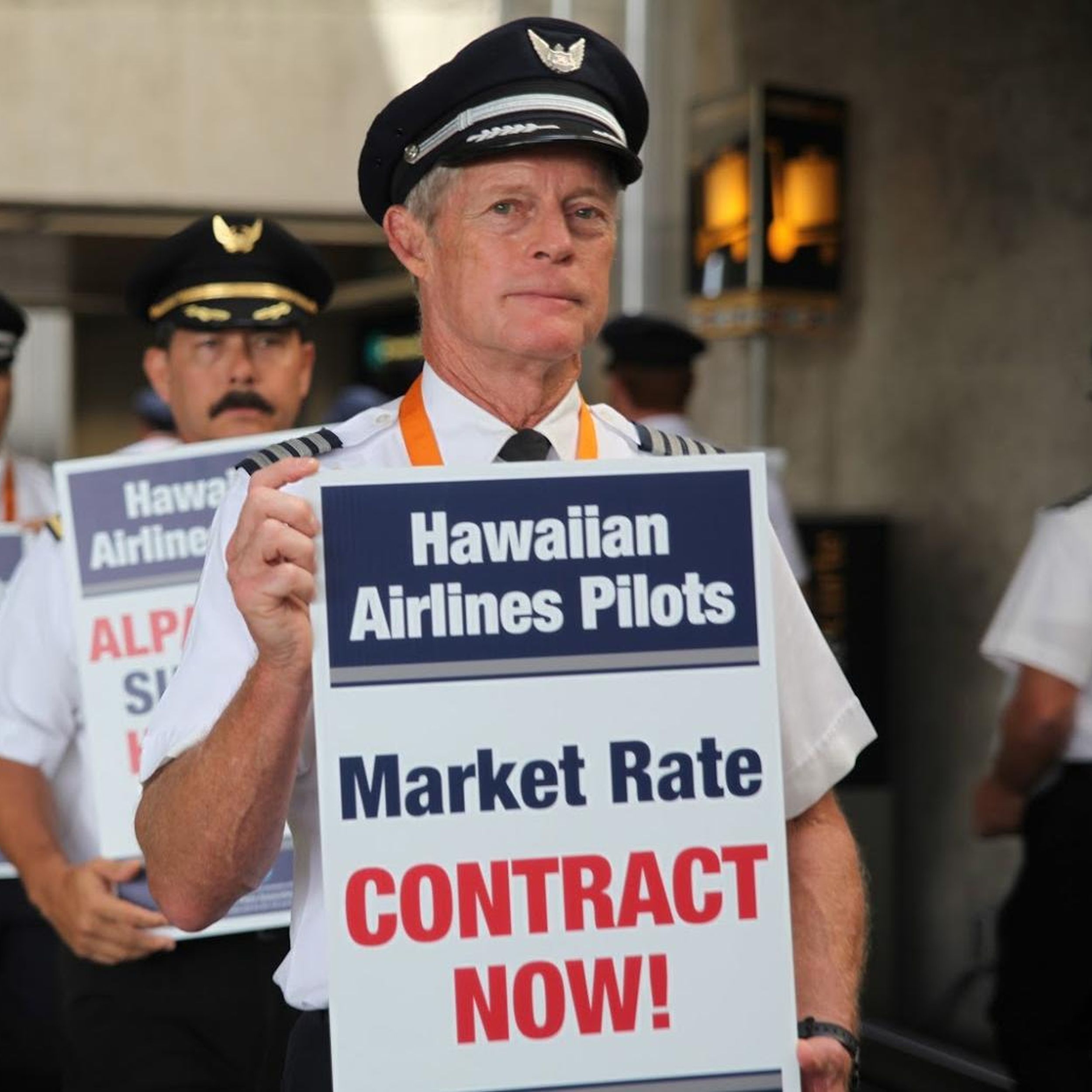 hawaiian-airlines-pilots-picket-say-contract-talks-slowed-the-spokesman-review