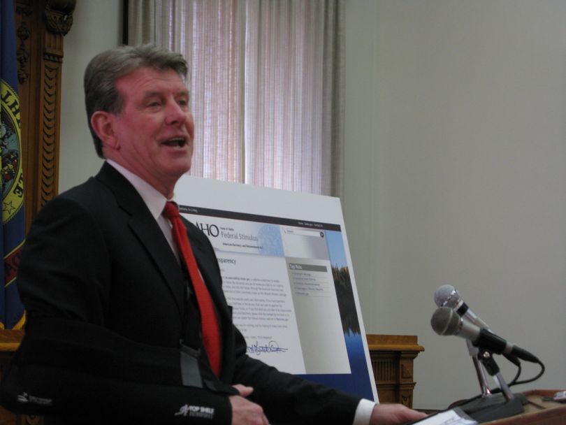 Gov. Butch Otter outlines his stimulus spending plans on Thursday at a news conference. (Betsy Russell / The Spokesman-Review)