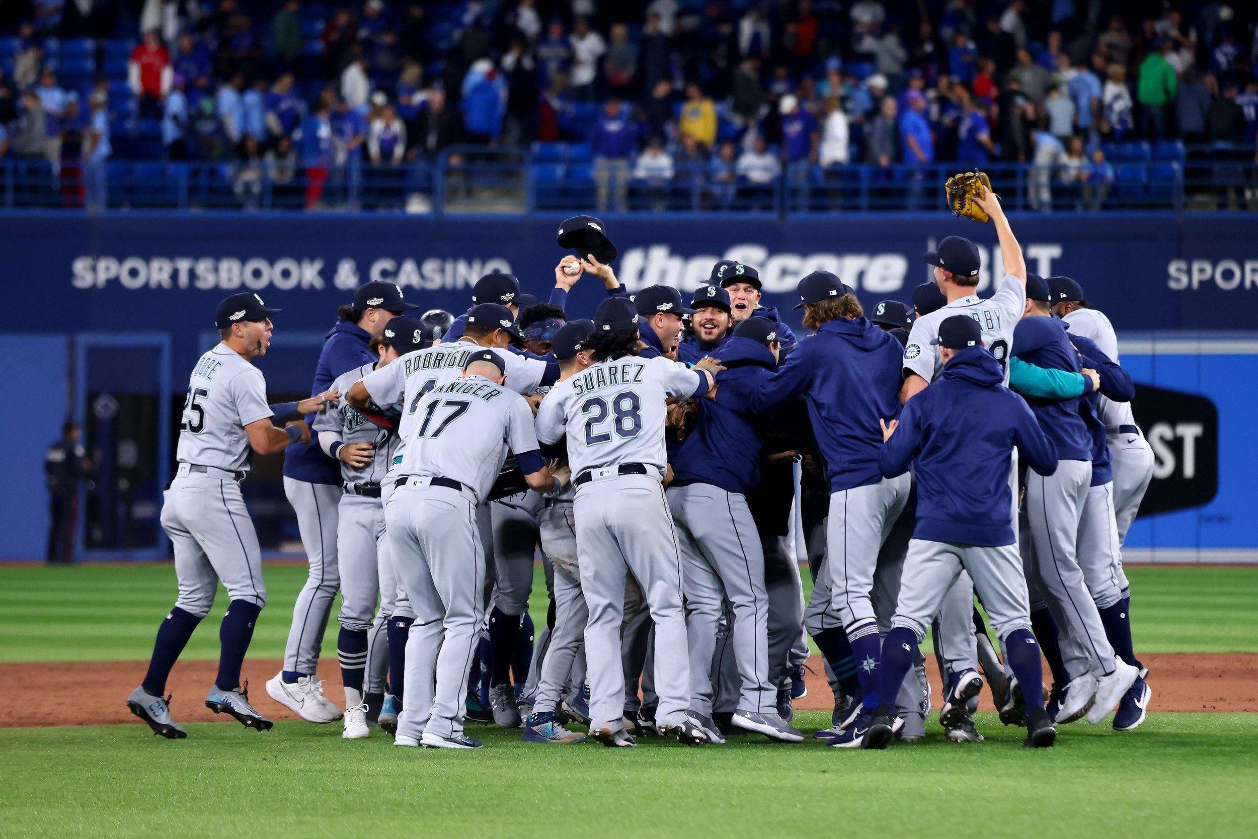Commentary 2022 Mariners make their own postseason history 27 years