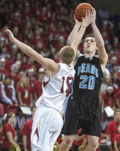 CV grad Austin Rehkow, a punter/kicker for the Vandals football team, might try hand at basketball. (FILE)