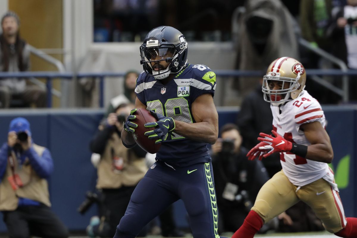 Doug Baldwin, Seahawks Pay Tribute To Richard Sherman With Touchdown  Celebration