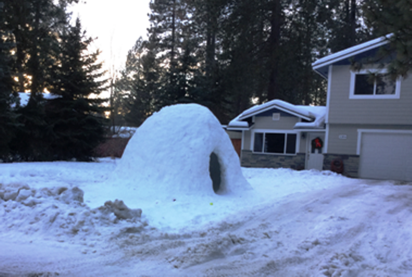 Igloo in Fairway Forest subdivision. (Spudbob photo)