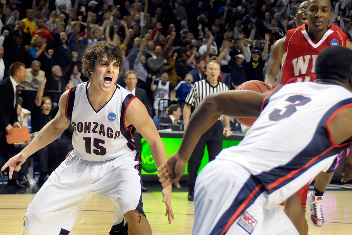 Former Gonzaga guard Demetri Goodson earns college scouting job with Green  Bay Packers