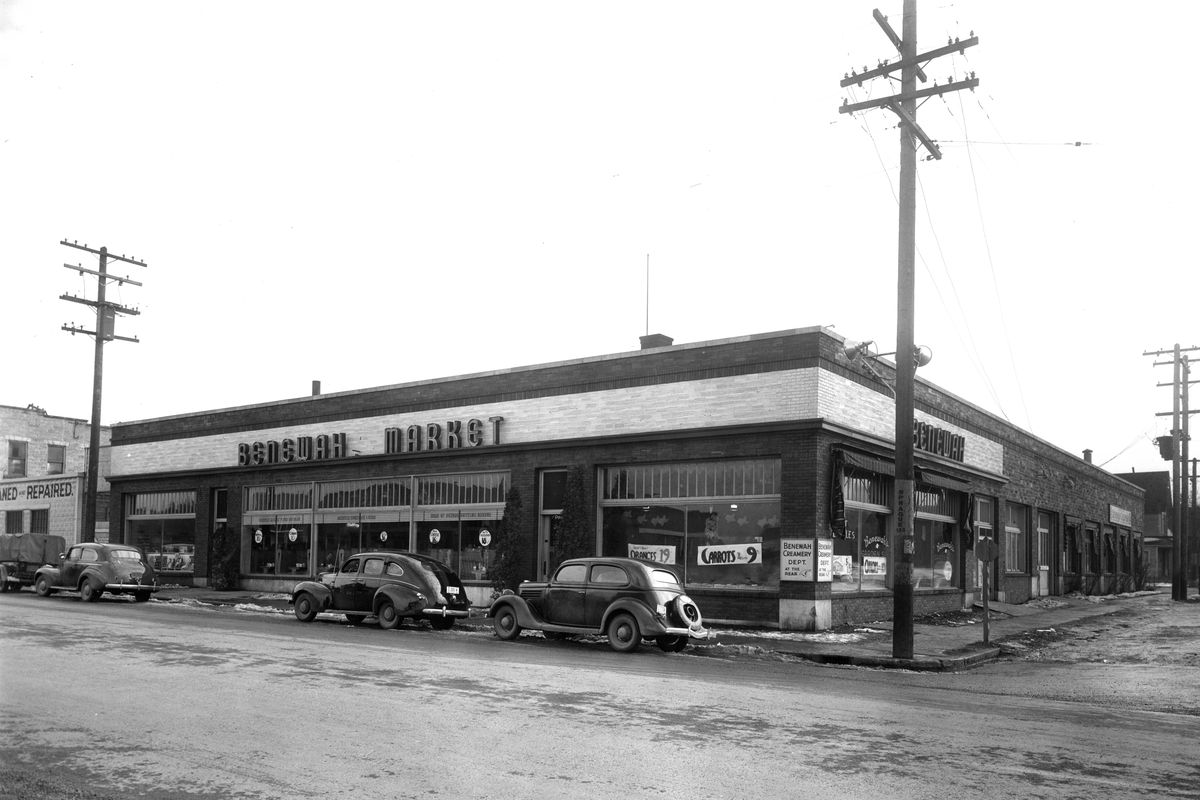 1940: Benewah Market, part of Paul Newport’s Benewah Creamery, opened in 1938 as a full-service grocery store in the front of the building that housed the creamery’s production facility, at 408 E. Sprague Ave. The business remained for more than 30 years. The building previously housed Nelson Motor Co., which sold Hudson and Essex cars. (Libby Collection/Eastern Washington Historical Society Archives / SR)