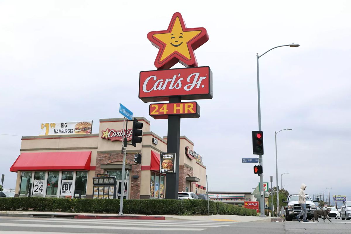 The high costs of doing business in California, festering labor issues, fierce competition and crime have hit Carlâ€™s Jr. hard in Southern California. Above, in North Hollywood on April 21, 2026.  (Jason Armond/Los Angeles Times/TNS)