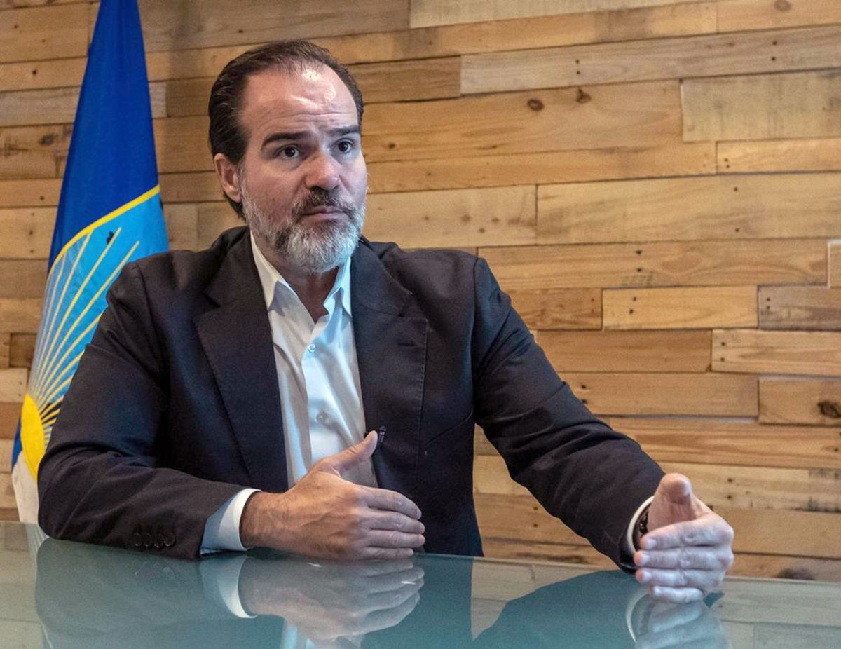 Mauricio Claver-Carone, president of the Inter-American Development Bank visits Lab Miami in Wynwood on June 23, 2021, where the Washington-based financial institution highlighted tech opportunities with Latin America and the Caribbean.   (Jose A Iglesias/El Nuevo Herald/TNS)