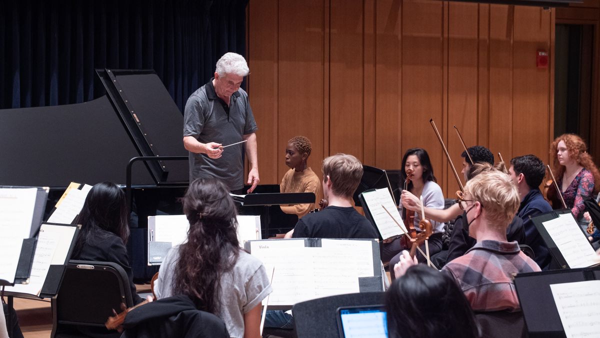 Samantha Ege and the Yale Philharmonia with conductor Peter Oundjian at a recent rehearsal of Helen Hagan