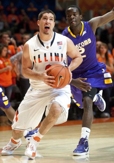 Illinois guard Sam Maniscalco, a transfer from Bradley, leads the Illini in scoring at 13.3 points per game. (Associated Press)