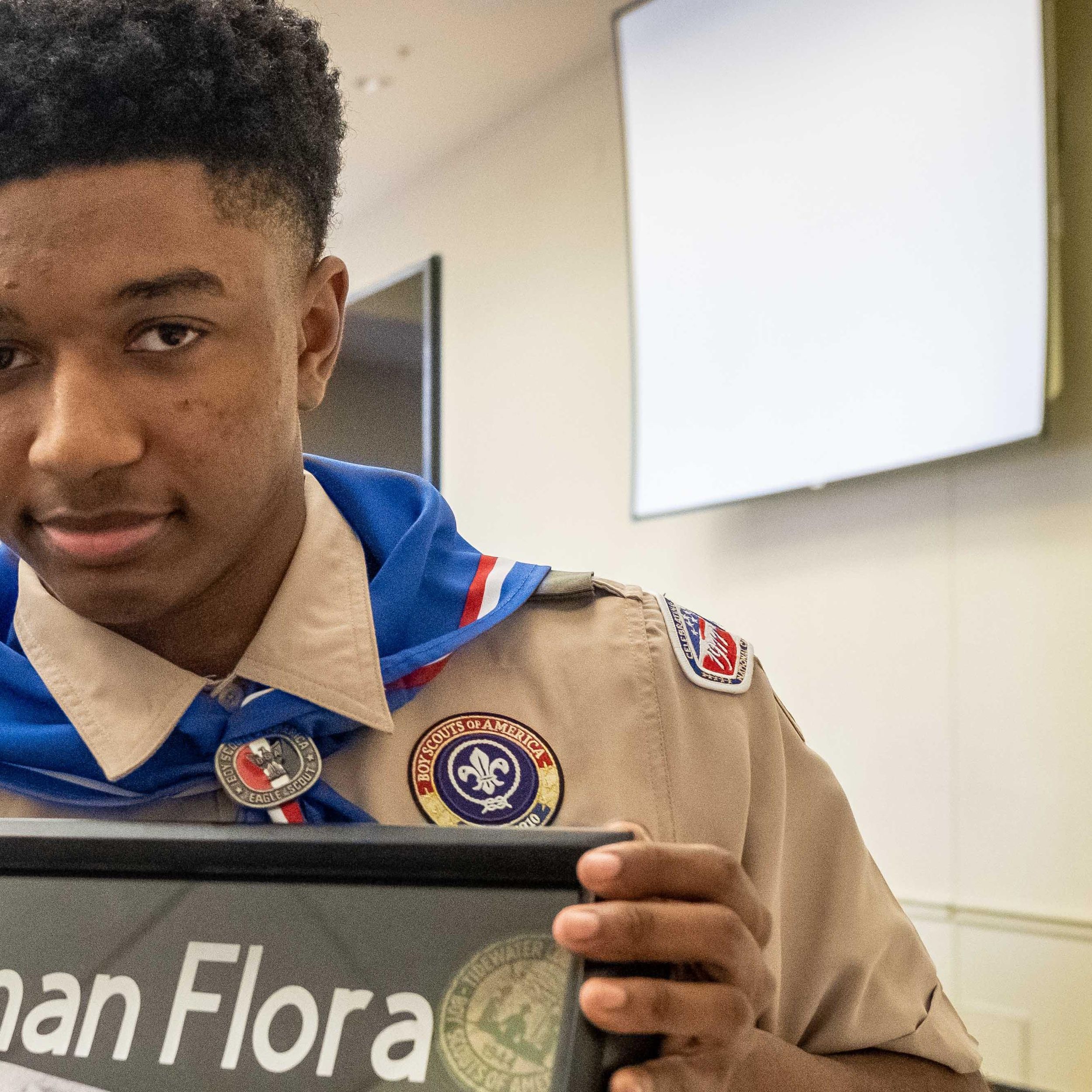 95 Year Old Eagle Scout Still Mentors Fellow Scouts for 8 Decades