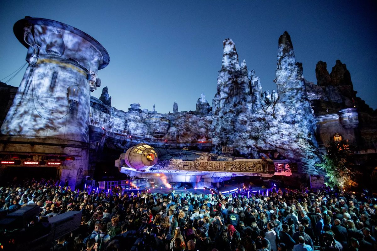 When Galaxy’s Edge opened in 2019, it was designed to feel rugged and lived-in. (Allen J. Schaben/Los Angeles Times/TNS)