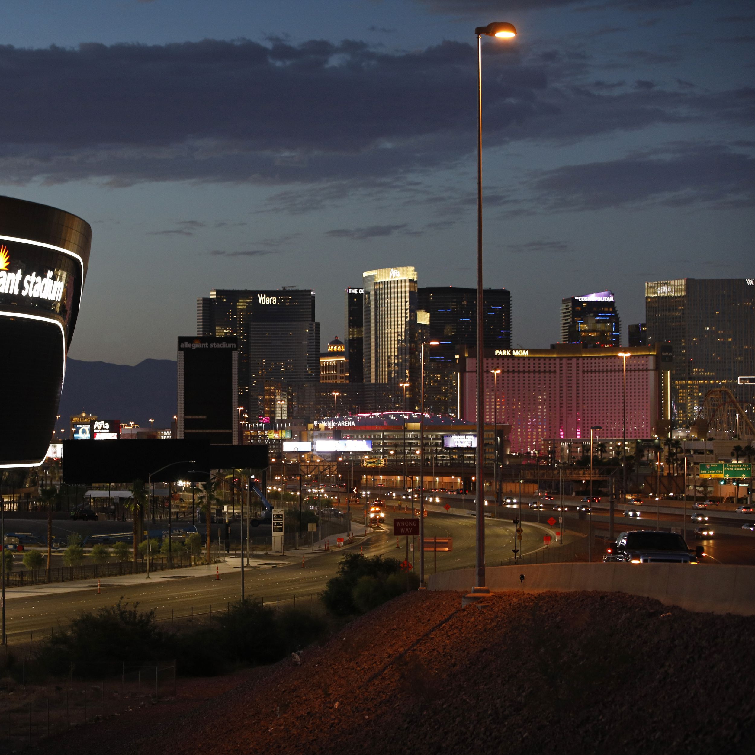 Raiders ready for big opening act on Las Vegas Strip