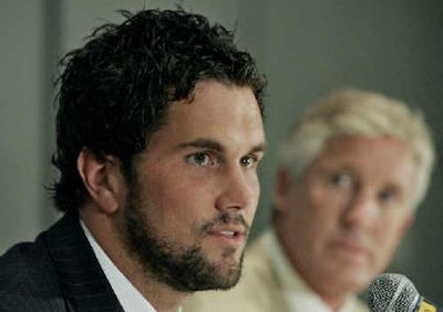 
USC quarterback Matt Leinart, left, speaks during Pac-10 media day. 
 (Associated Press / The Spokesman-Review)