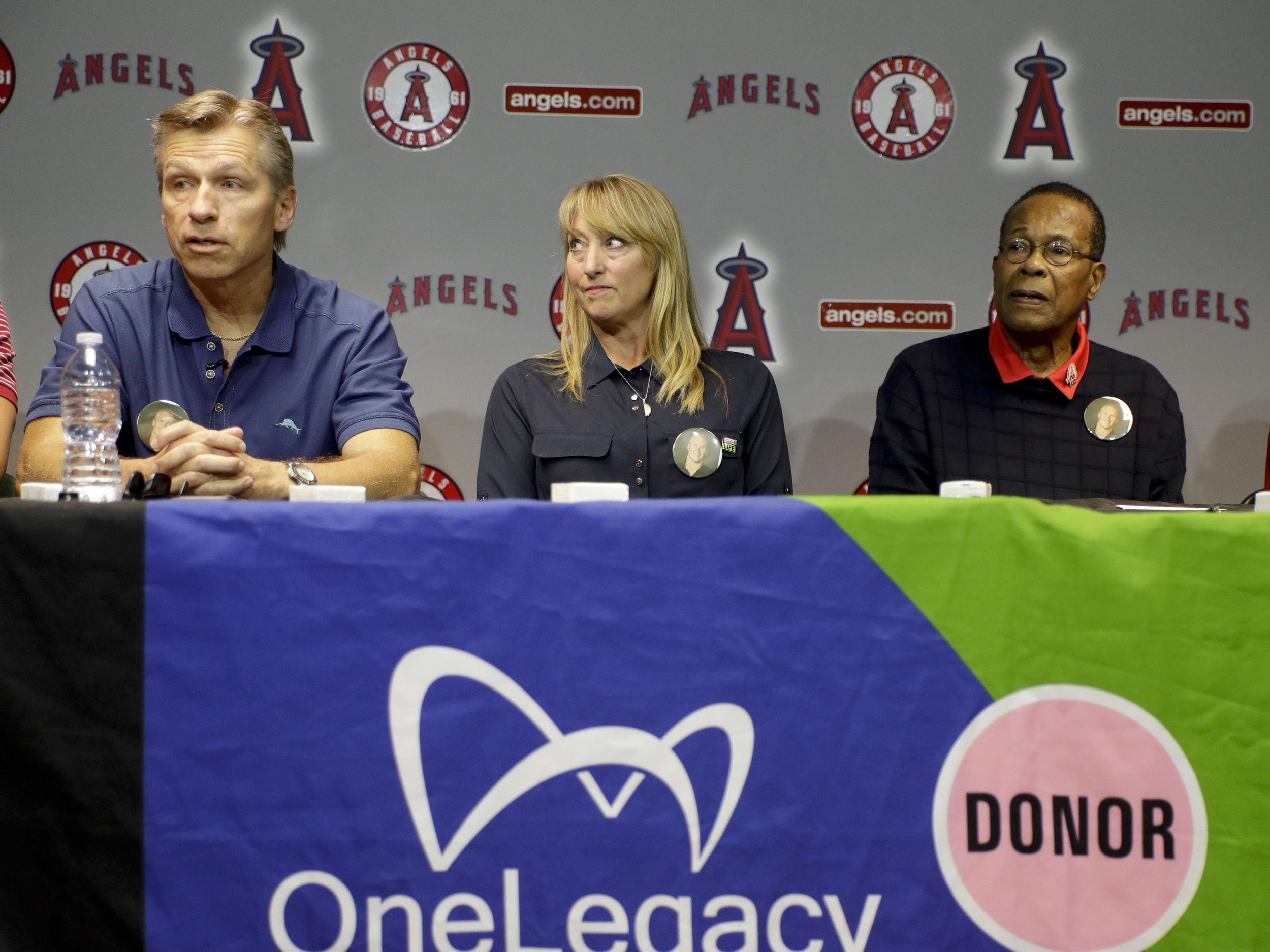 Father of heart donor throws first pitch at Angel Stadium as
