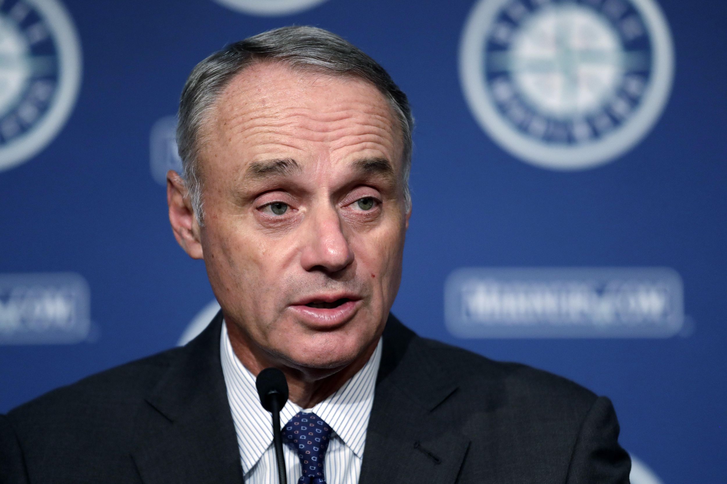 Commissioner Rob Manfred doesn’t expect protective nets to change in ...