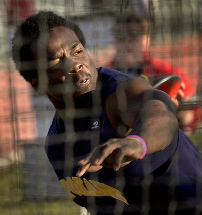 Lewis and Clark High graduate Jason Dixon recently threw a career-best 197 feet, 10 inches in the discus. (File)