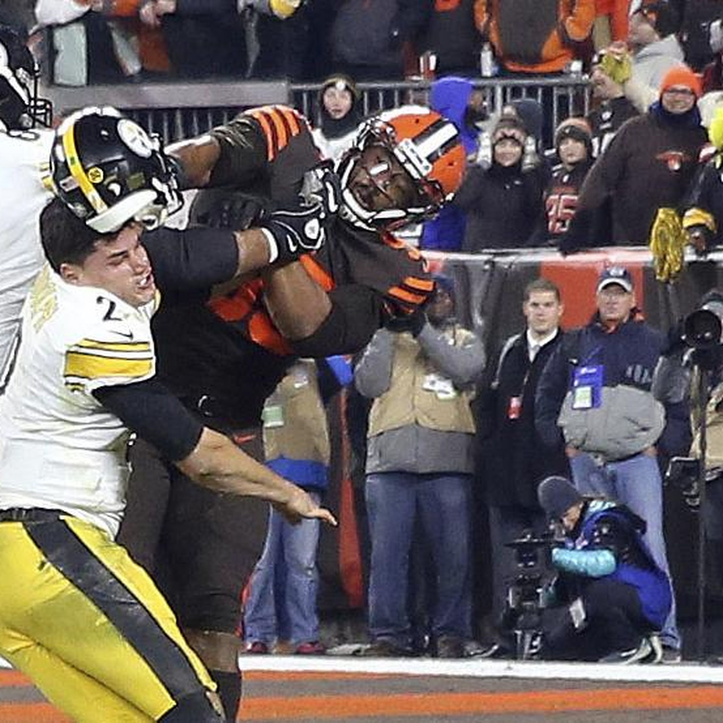 Steelers QB Rudolph fined $50,000 for brawl with Browns