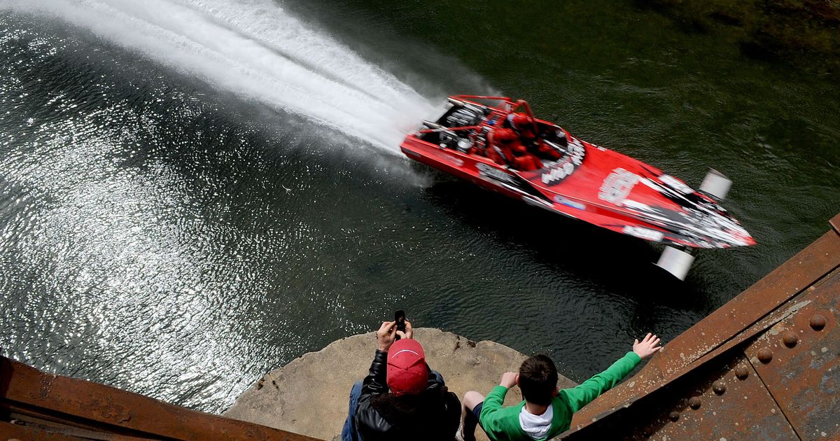 World jet boat championship races draw fans to St. Maries The