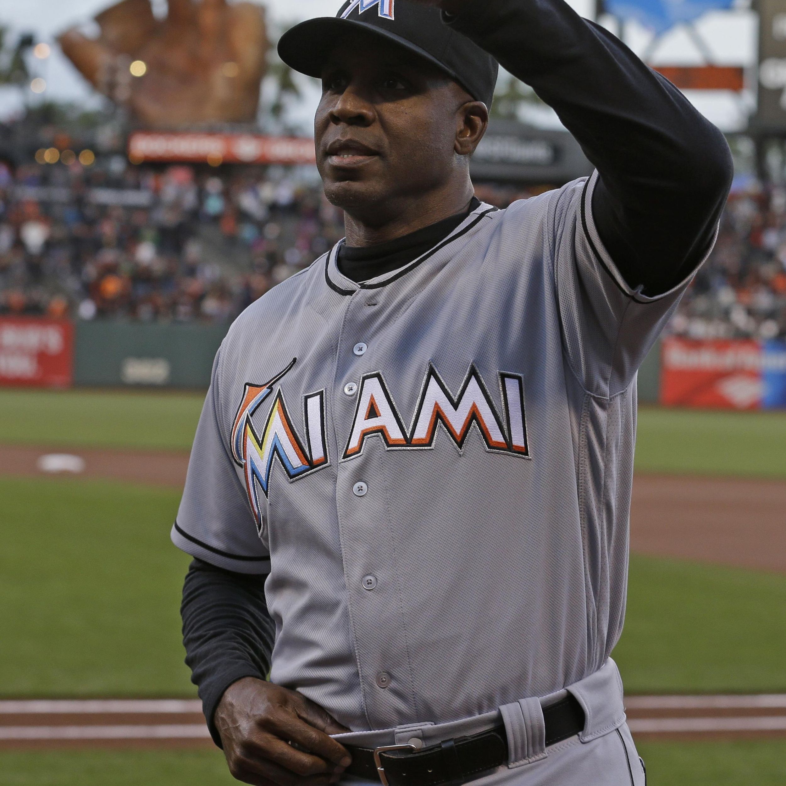 MLB Notes: Coach Barry Bonds returns to AT&T Park in a Marlins